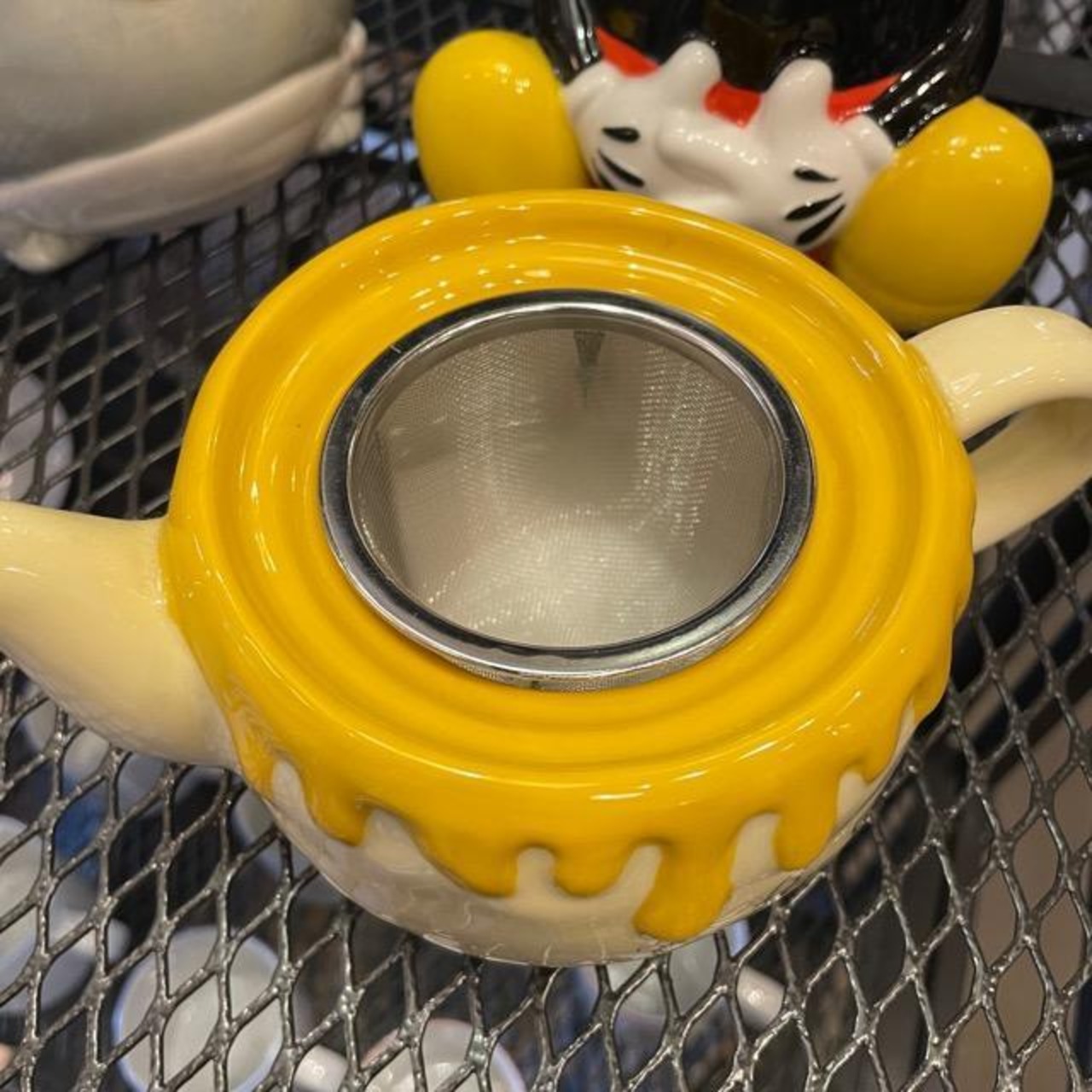 ディズニー ティーポット くまのプーさん はちの巣ケーキ / くまのプーさん　Disney　キャラクター　磁器　ポット