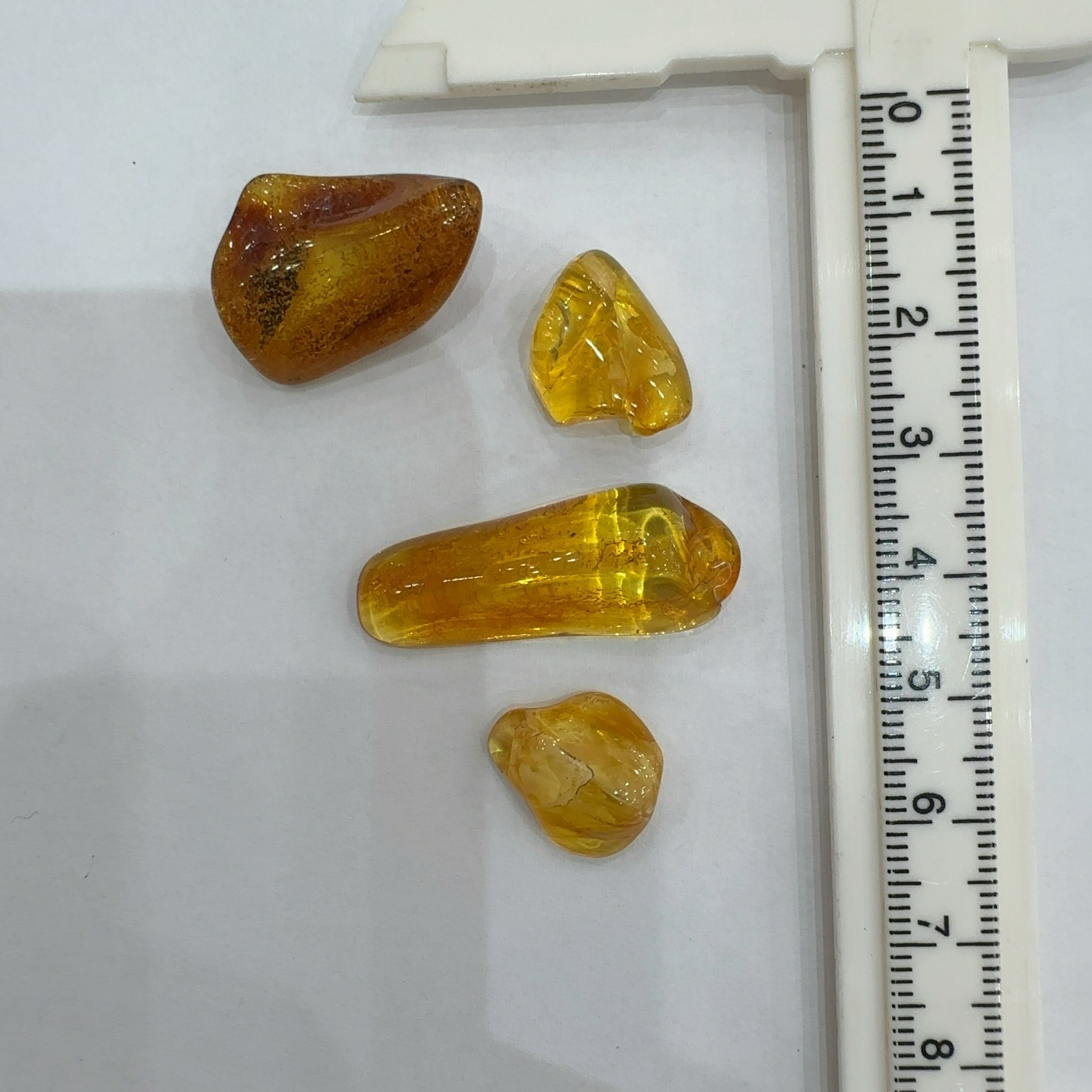 7 天然アンバー　琥珀（コハク）　スマトラ産 7 天然アンバー 琥珀（コハク） スマトラ産 【公式通販】