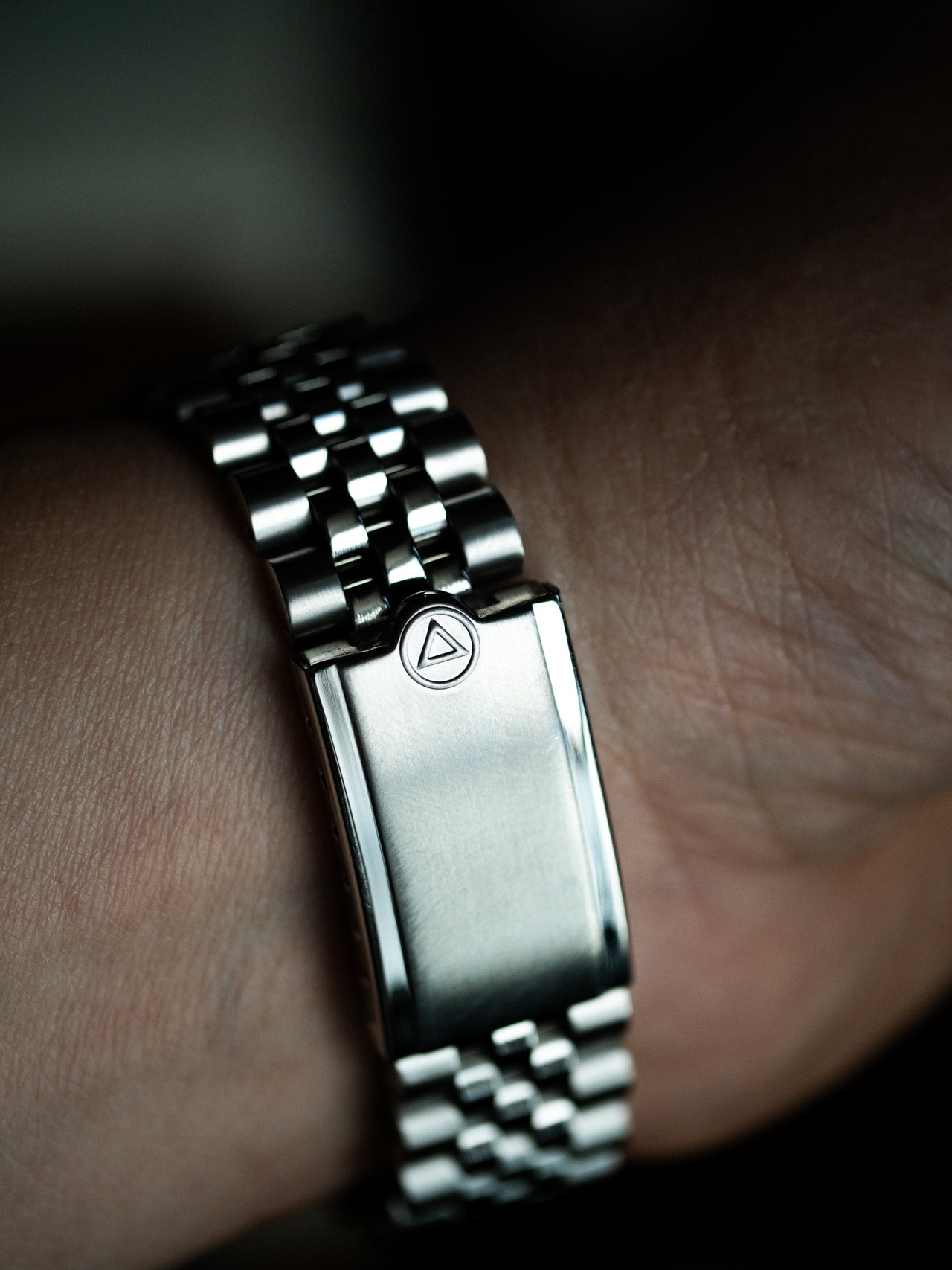 WMT WATCHES Panton MKII – Black Dial / Heavy Aged
