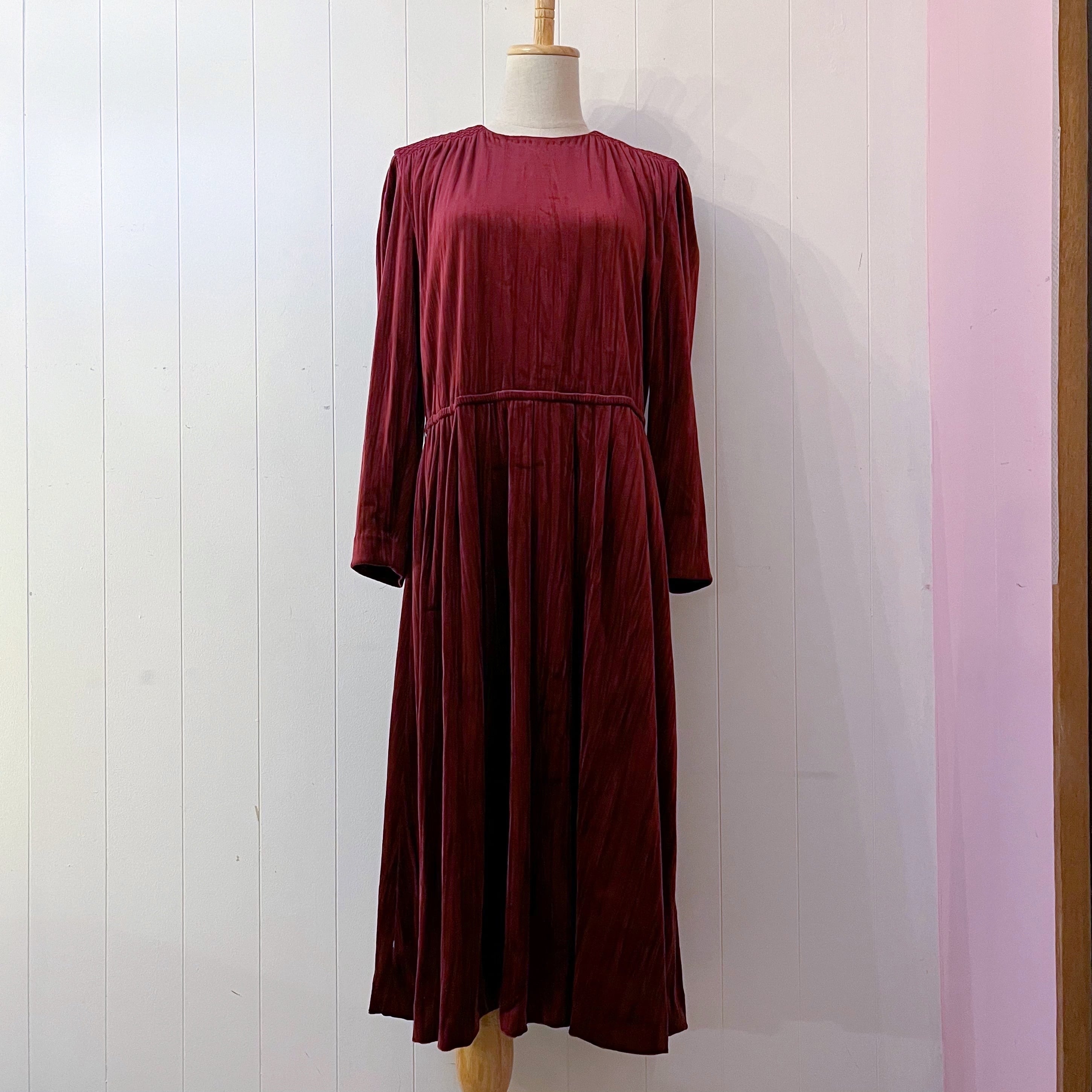 bordeaux velours wrinkle one-piece