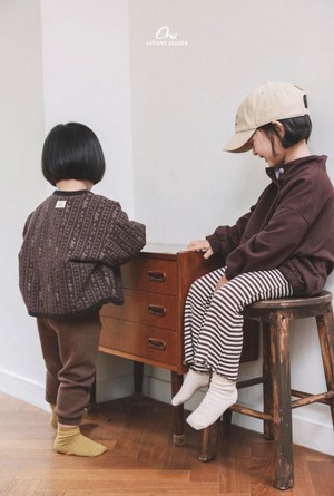 リブニットパンツ