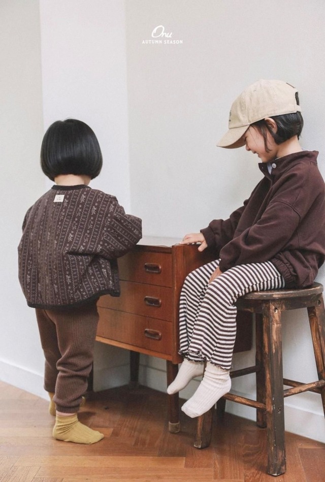 リブニットパンツ