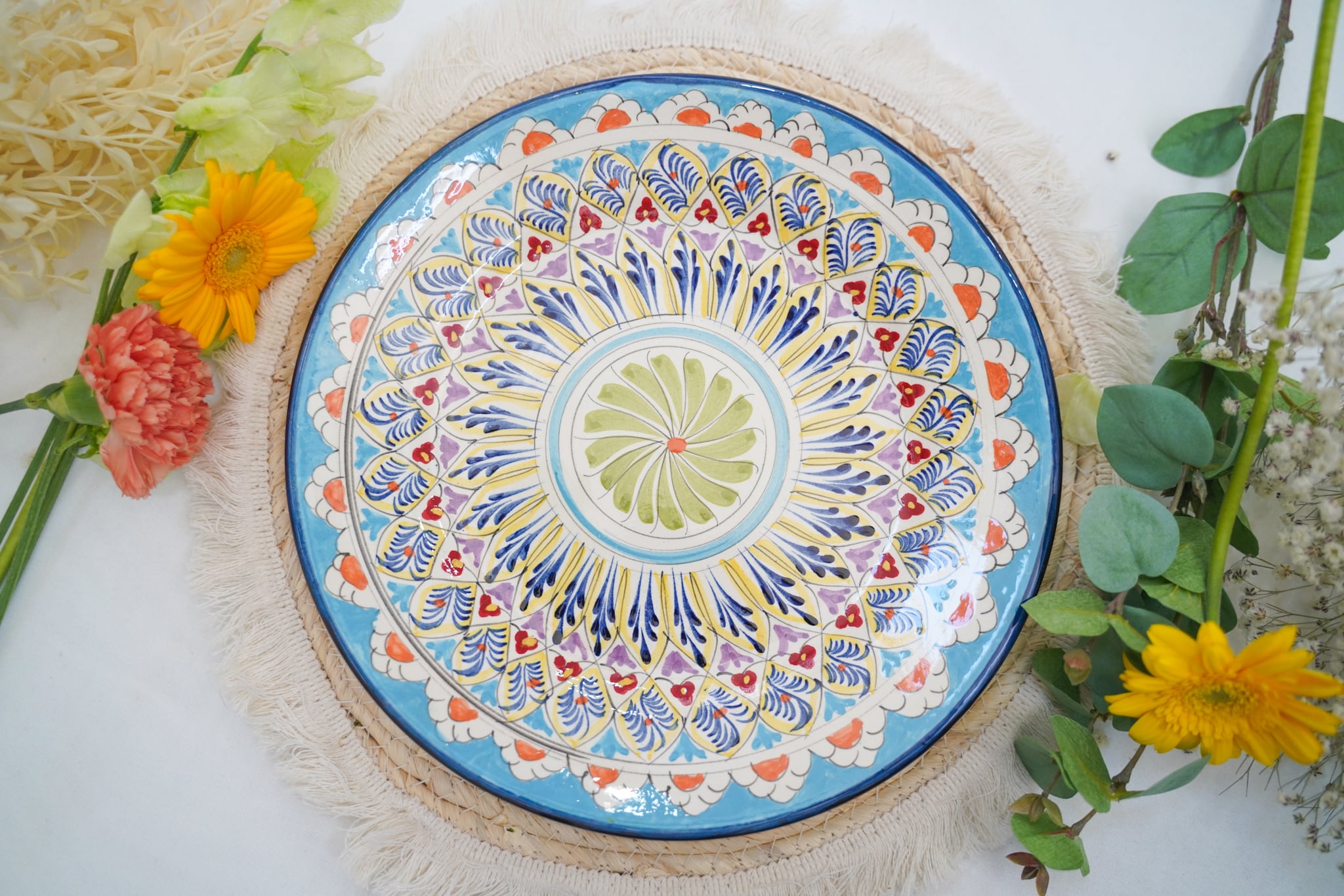 青い花柄と幾何学模様の高台鉢5個セット