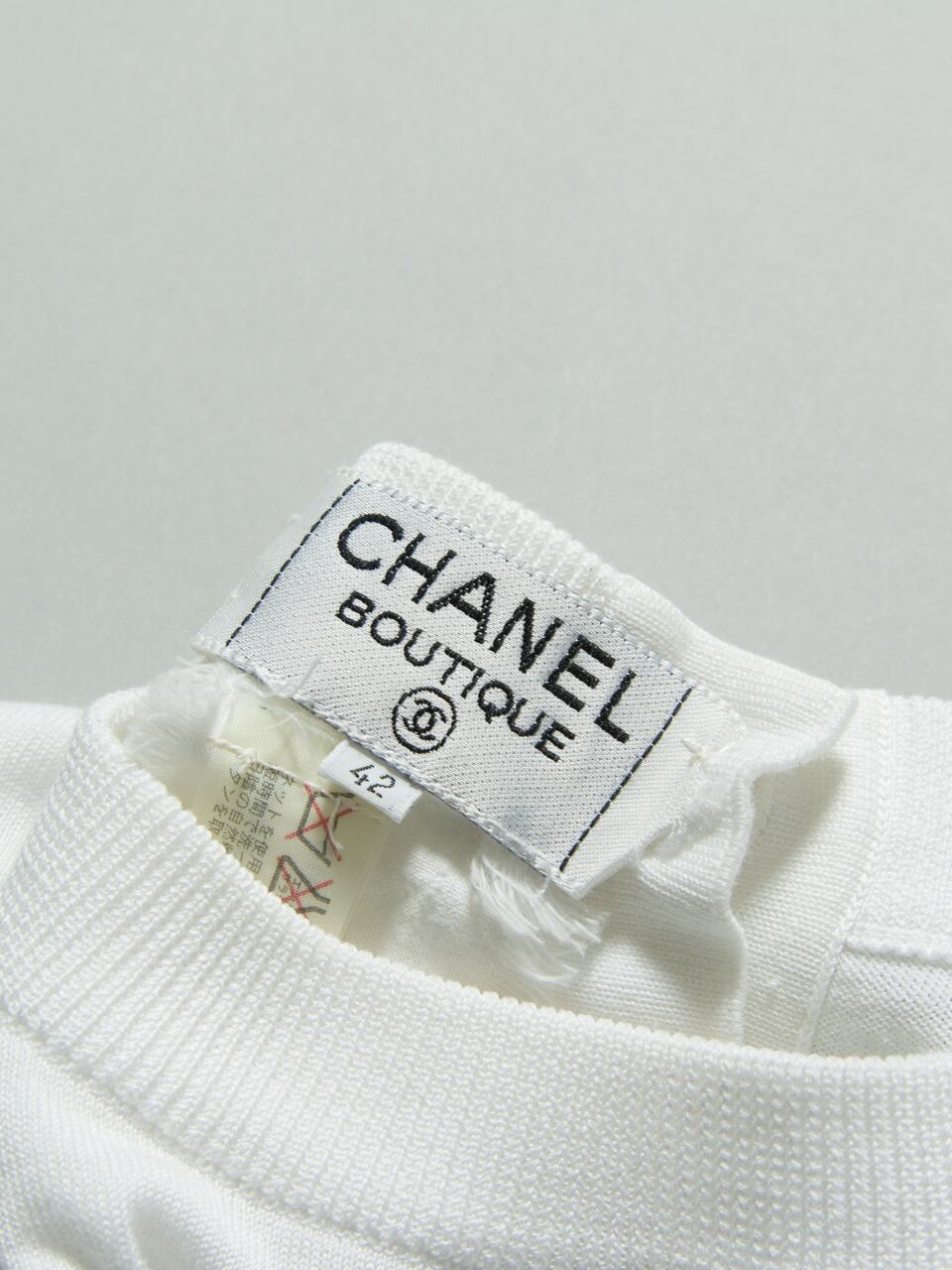 vintage  　CHANEL  Tシャツ　made in france