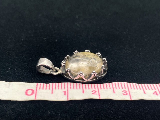 シルバー925ペンダントトップ（ルチルクォーツ王冠）