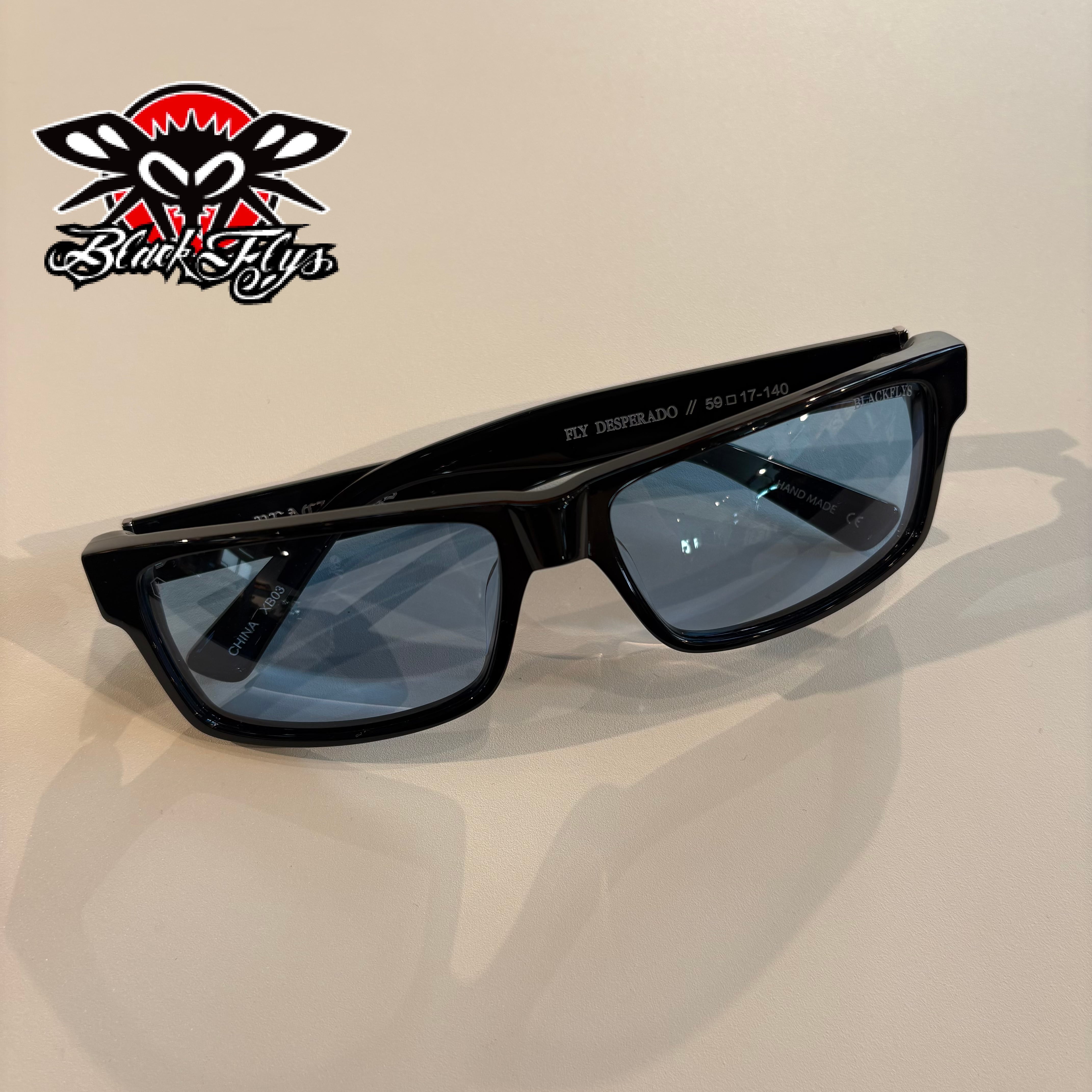 BLACK FLYS サングラス FLY THEODORE ブラックーシルバー/ライトブルー BLACK FLYS サングラス FLY THEODORE ブラックーシルバー/ライトブルー