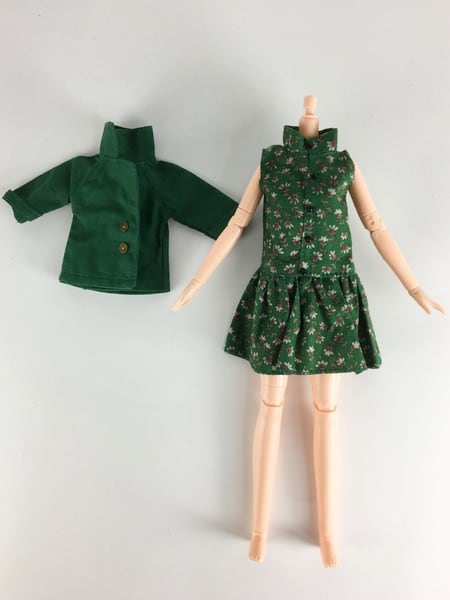 ドール服 1/6 女性用25 ノースリーブドレス&グリーンコート STK 16624 - 画像3