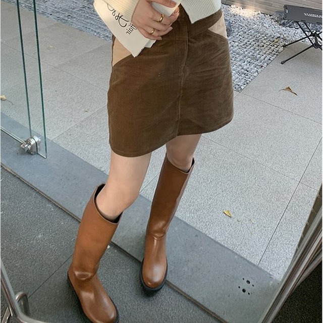 コーデュロイショートスカート