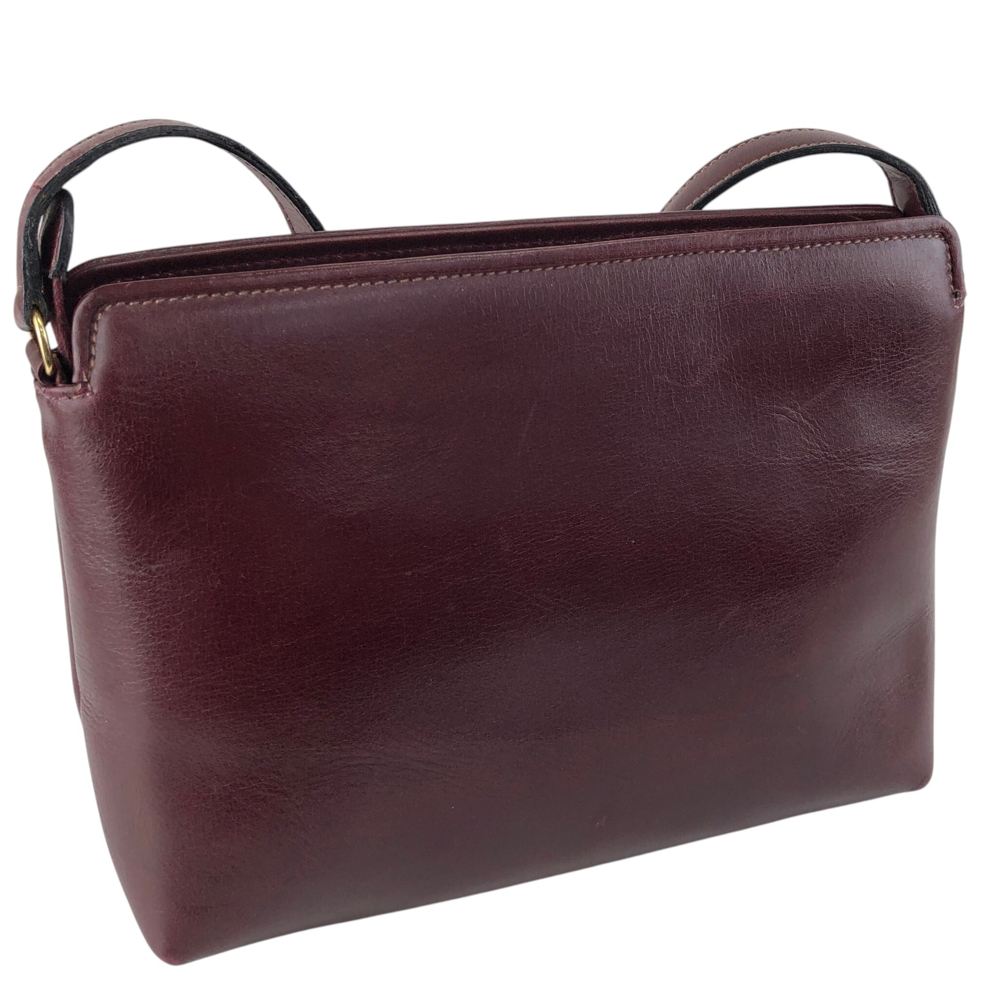 セリーヌ トリオンフ 金具 レザー ショルダーバッグ ボルドー ヴィンテージ CELINE セリーヌ ショルダーバッグ ボルドー トリオンフ レザー
