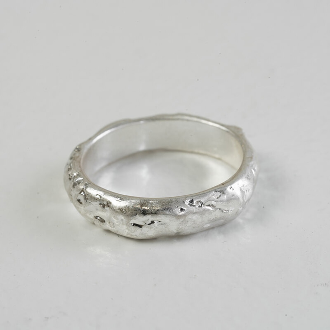 ＼期間限定1000円ポッキリ／【ネコポス便】 ヴィンテージ風デザインリング　0655