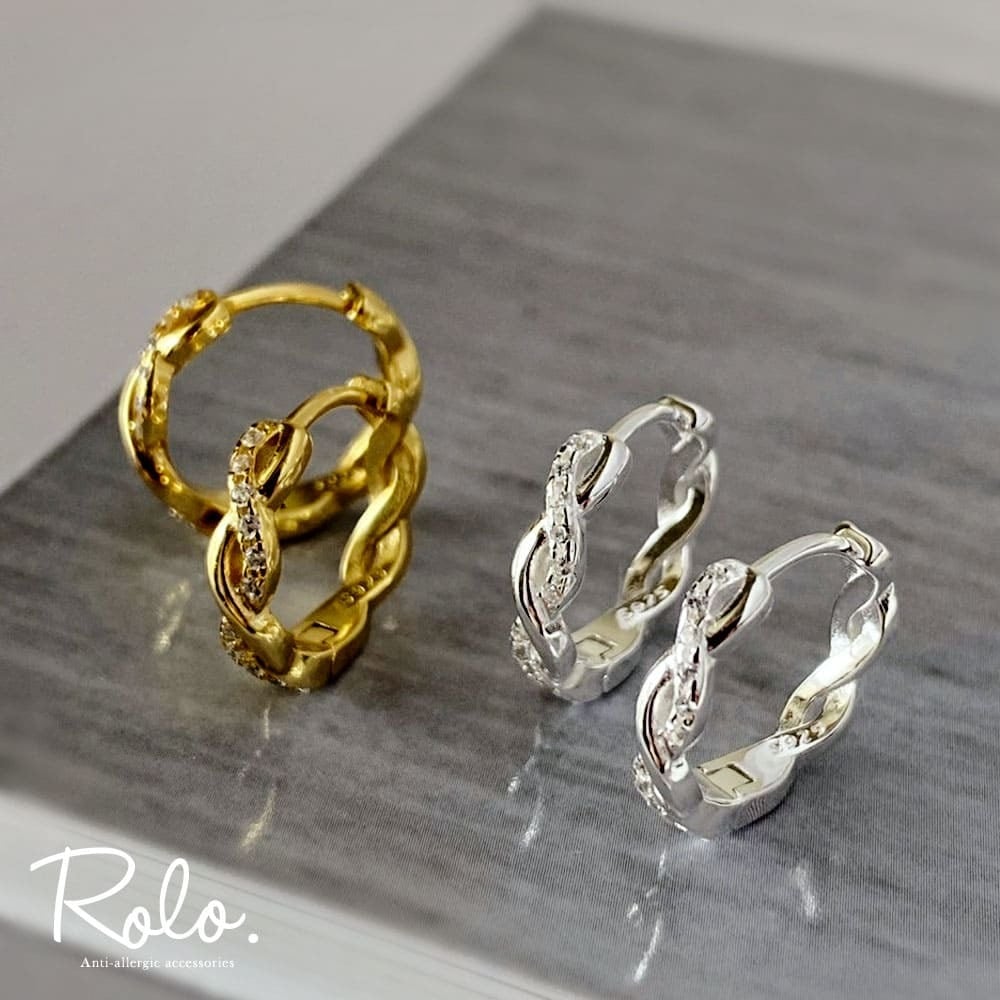 CZツイストフープピアス シルバー925 | Roloshop BASE店