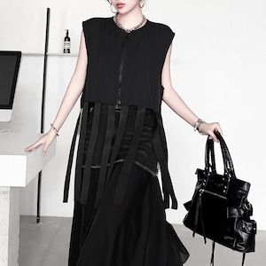 FRINGED STRAP ZIPPER SLEEVELESS CROP VEST M-17944