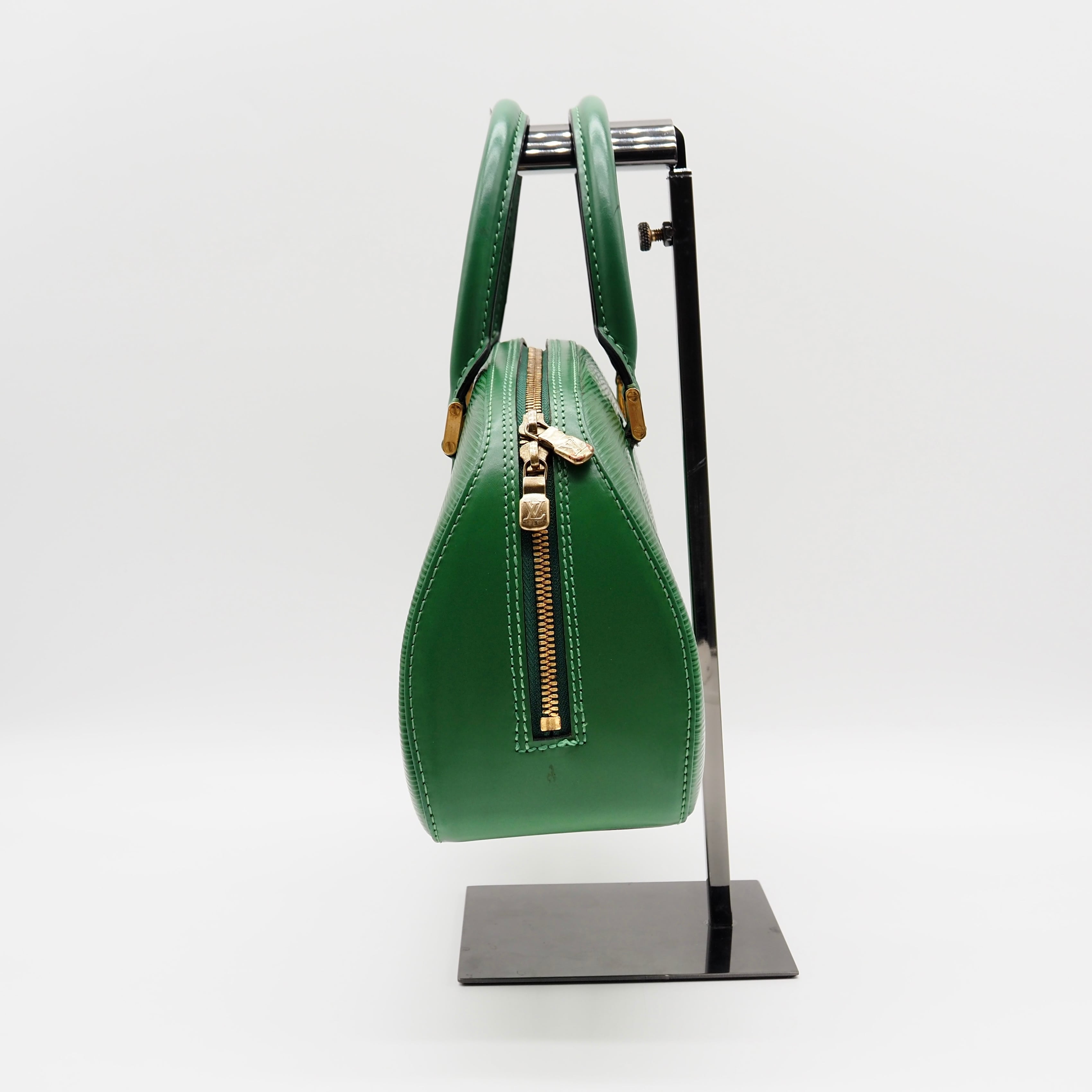 LOUIS VUITTON エピレザーバッグ　グリーン Louis Vuitton エピ ジャスミン ハンドバッグ グリーン レザー ルイ