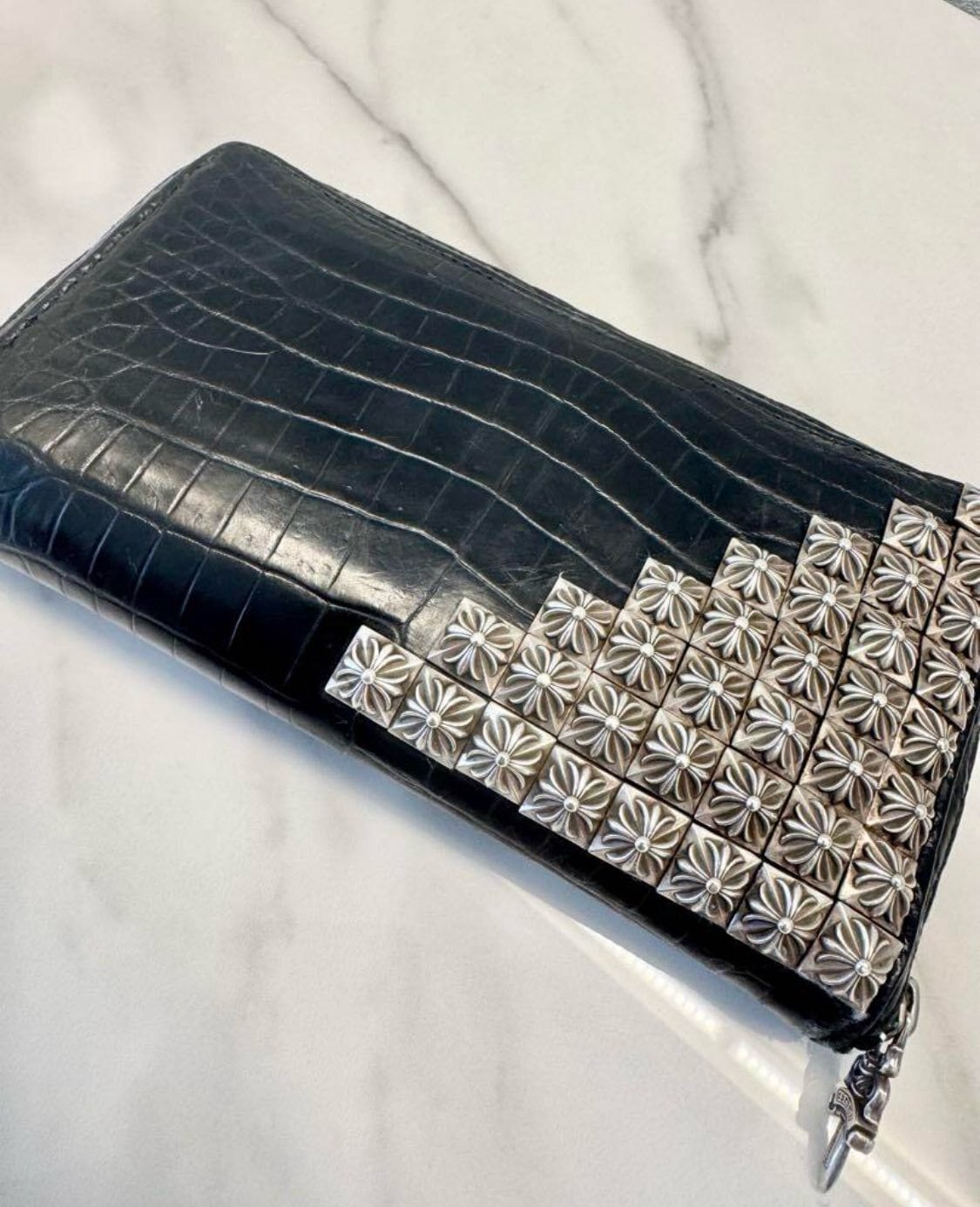 CHROME HEARTS クロムハーツ ピラミッドスタッズ ラウンドジップレザー 長財布 クロコダイル アリゲーター