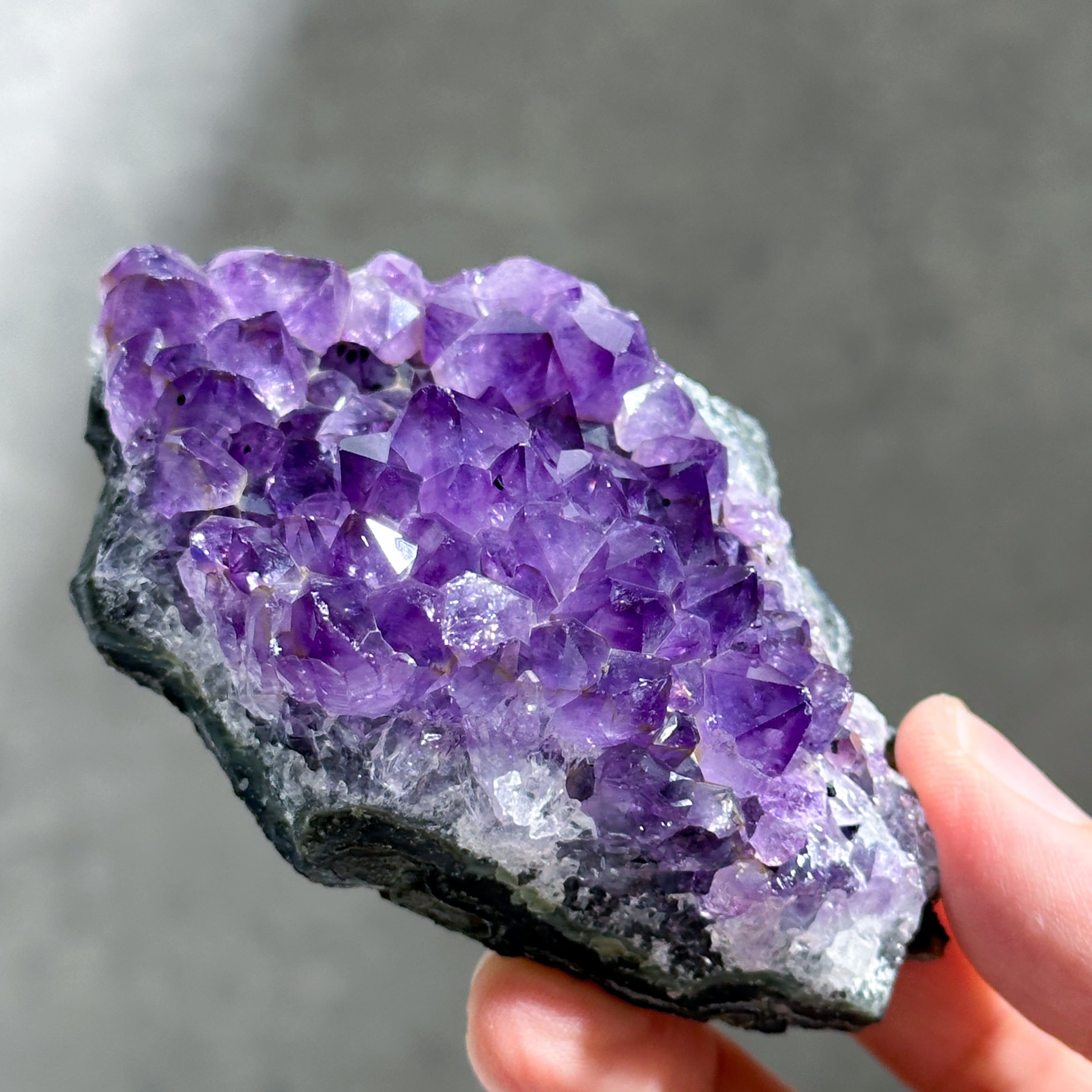天使の指紋◎ウルグアイ産アメジスト 原石94◇ Amethyst ◇天然石