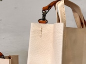 紙袋のようなショルダーバッグ・A4ヨコ