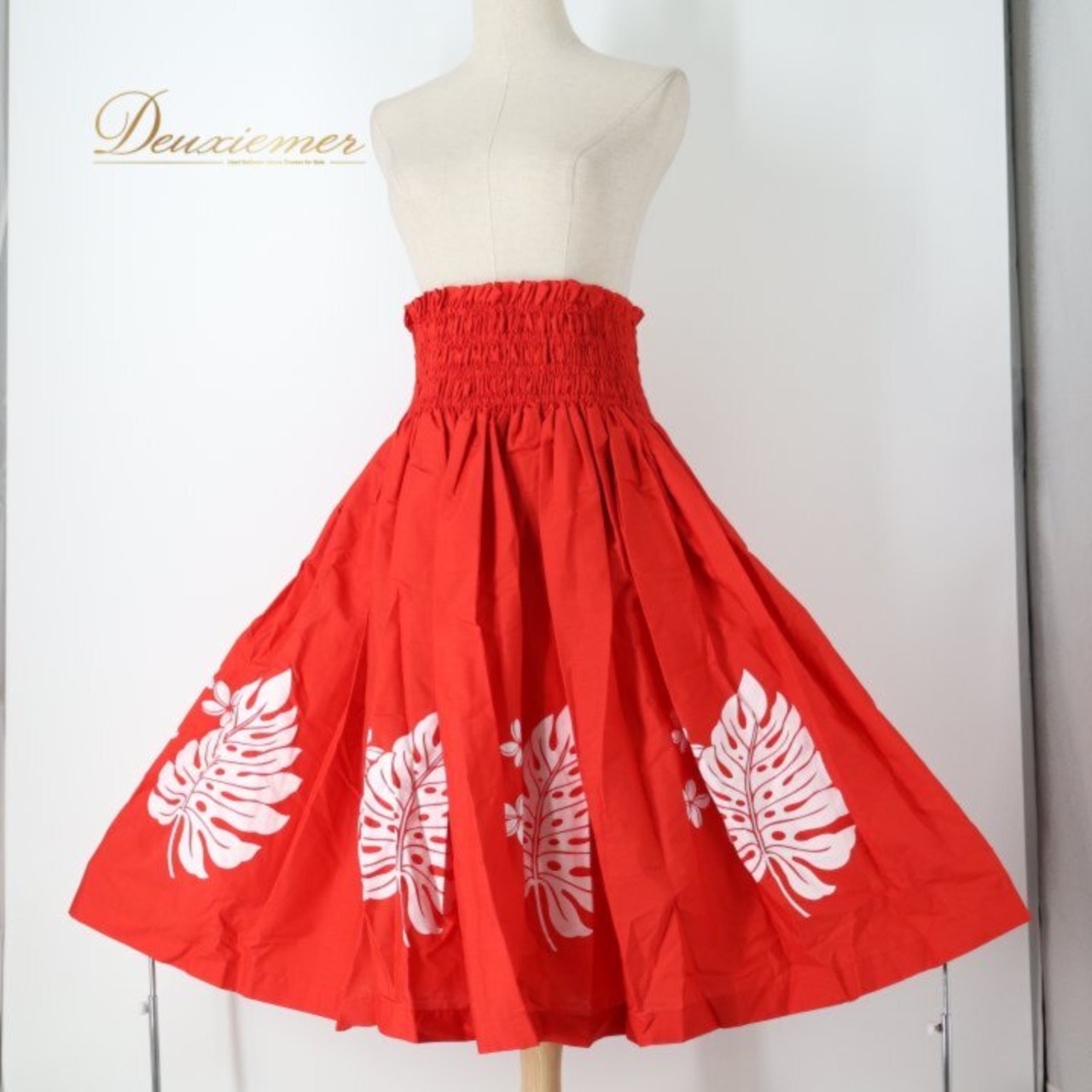 フラダンス 衣装 パウスカート レッド系 フラガールズ HULA GIIRLS 赤 モンステラ柄 プルメリア柄 ハワイアンプリント アロハ フラ ダンス レッスン 練習 華やか 鮮やか かわいい おしゃれ シングル 軽やか ダンス衣装 ハワイアンダンス レディース ホワイト系 スカート パウスカート レッド ホワイト フラ衣装 ふらだんす 衣装 レッスン着 練習用 ダンス練習 レッスン フラガール フラガールズ HULA ポリエステル コットン 混素材 コットン混 モンステラ プルメリア ハワイ 柄