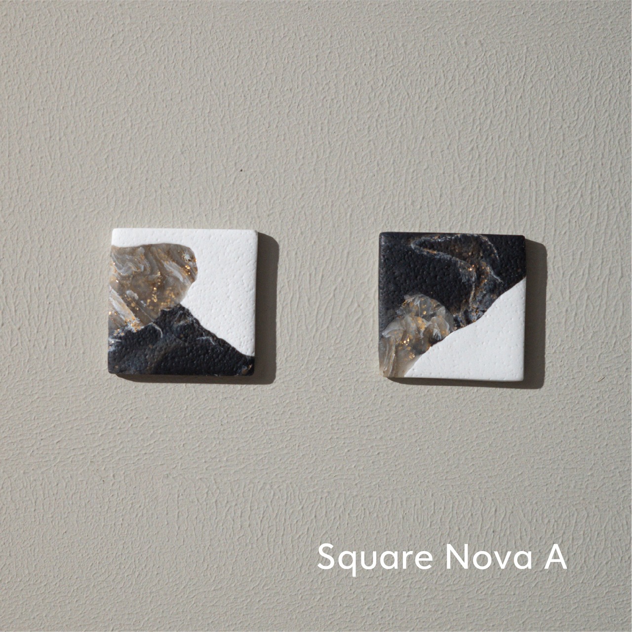 LOOP hogu v1 : Square Studs