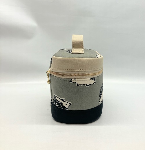 バニティポーチ  ハリネズミ｜とりさん工房ーかわいいハンドメイドポーチ