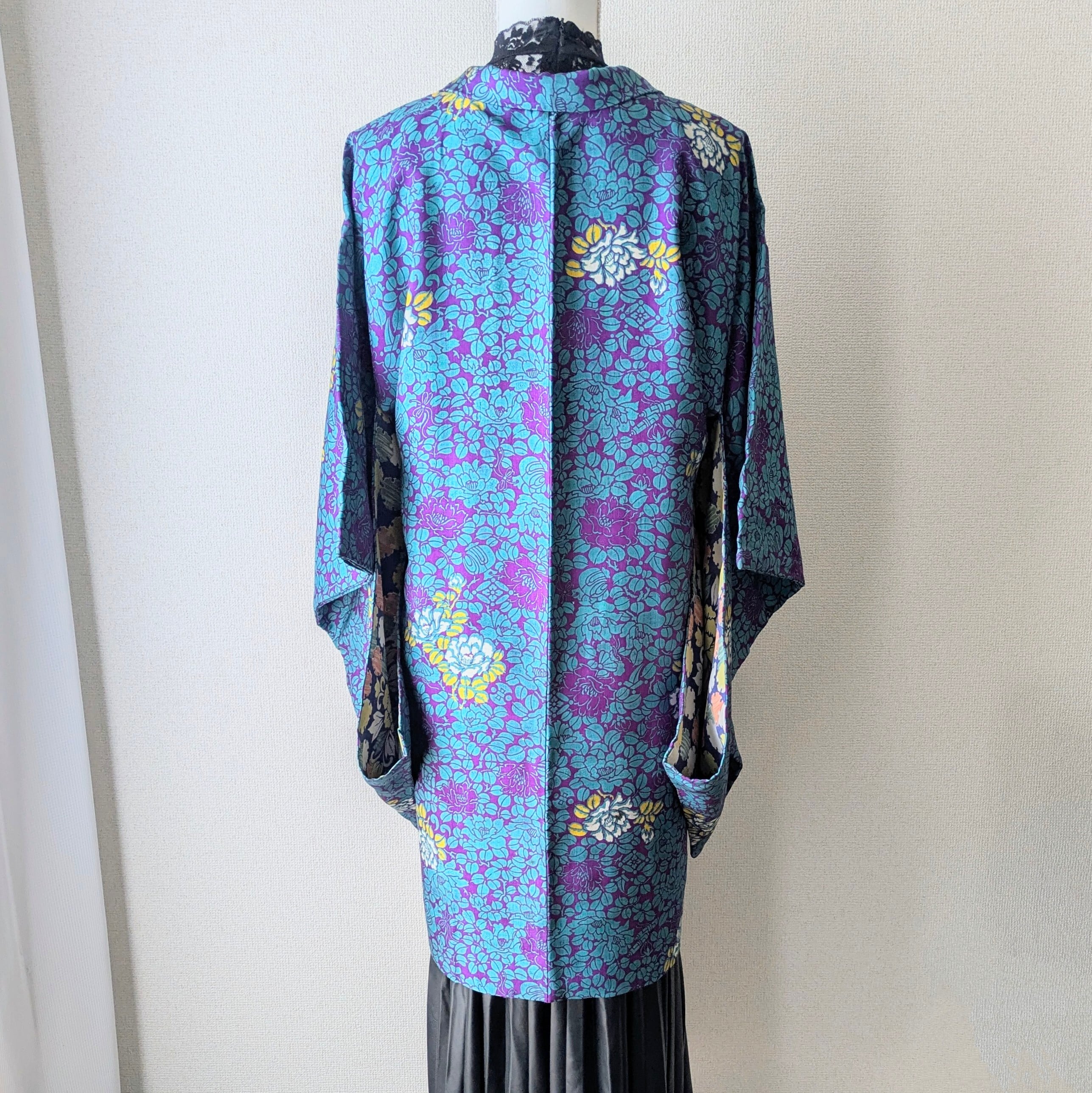 Vintage】HAORI 長羽織 羽織 正絹 型染 椿柄 大正浪漫 古布 時代布