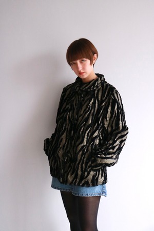 Vintage fur design reversible jacket