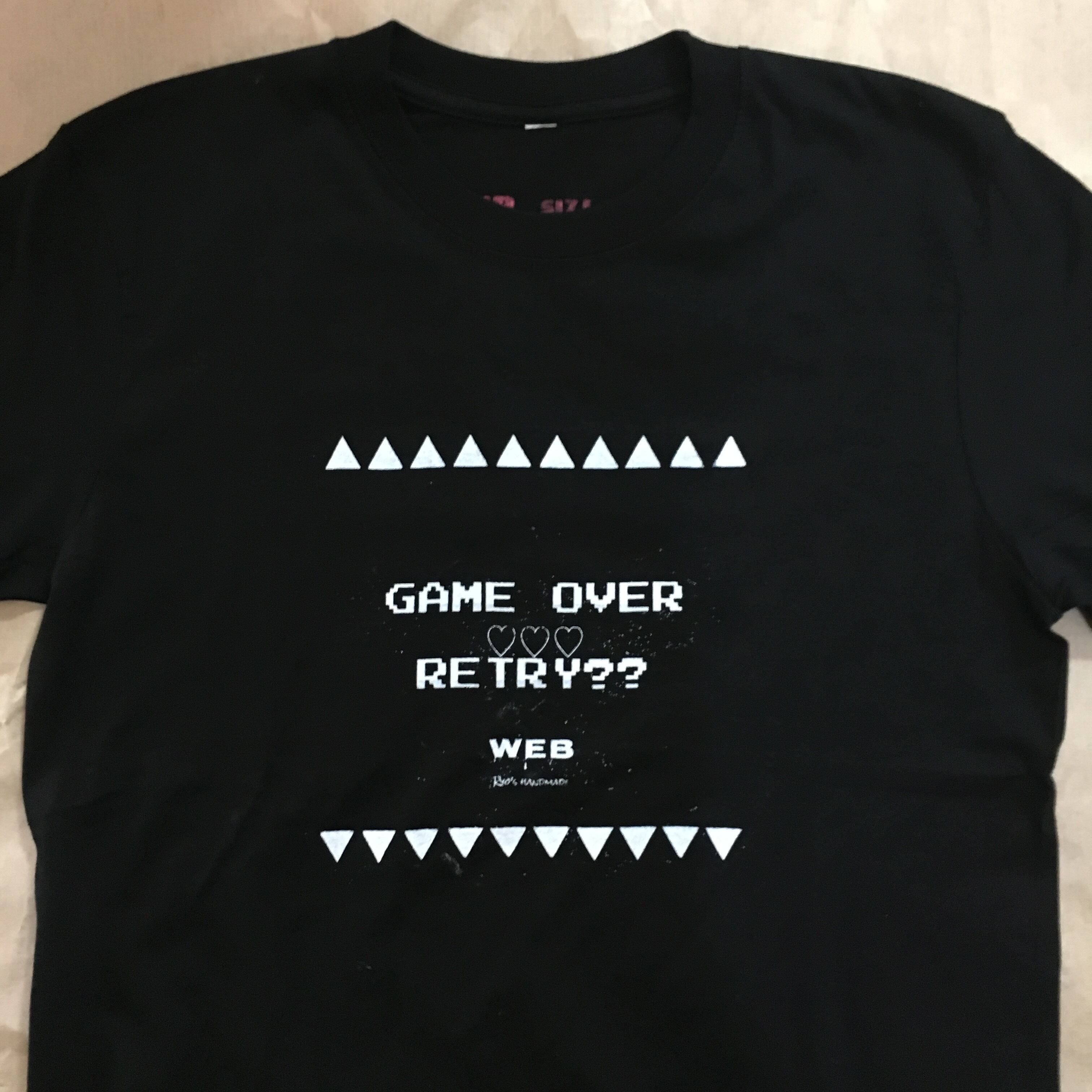 GETEMONTS （匿名性でアル限りに於いて） GAME OVER Tシャツ