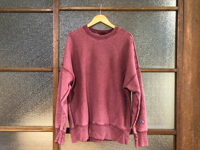 CHAMPION REVERSE WEAVE GARMENT DYED CREW SWEAT (BURGUNDY)