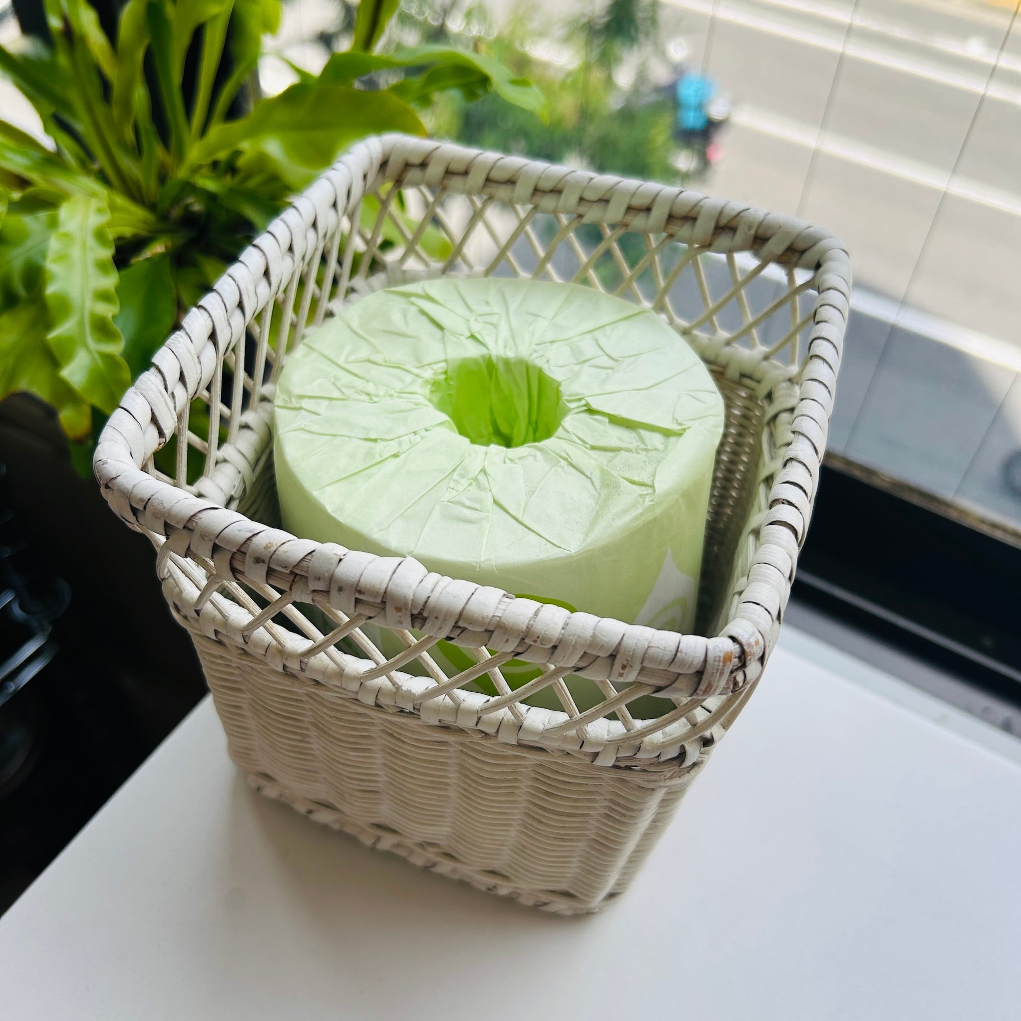 vintage White ラタン籠 ミニボックス | Milo Antiques & Vintage
