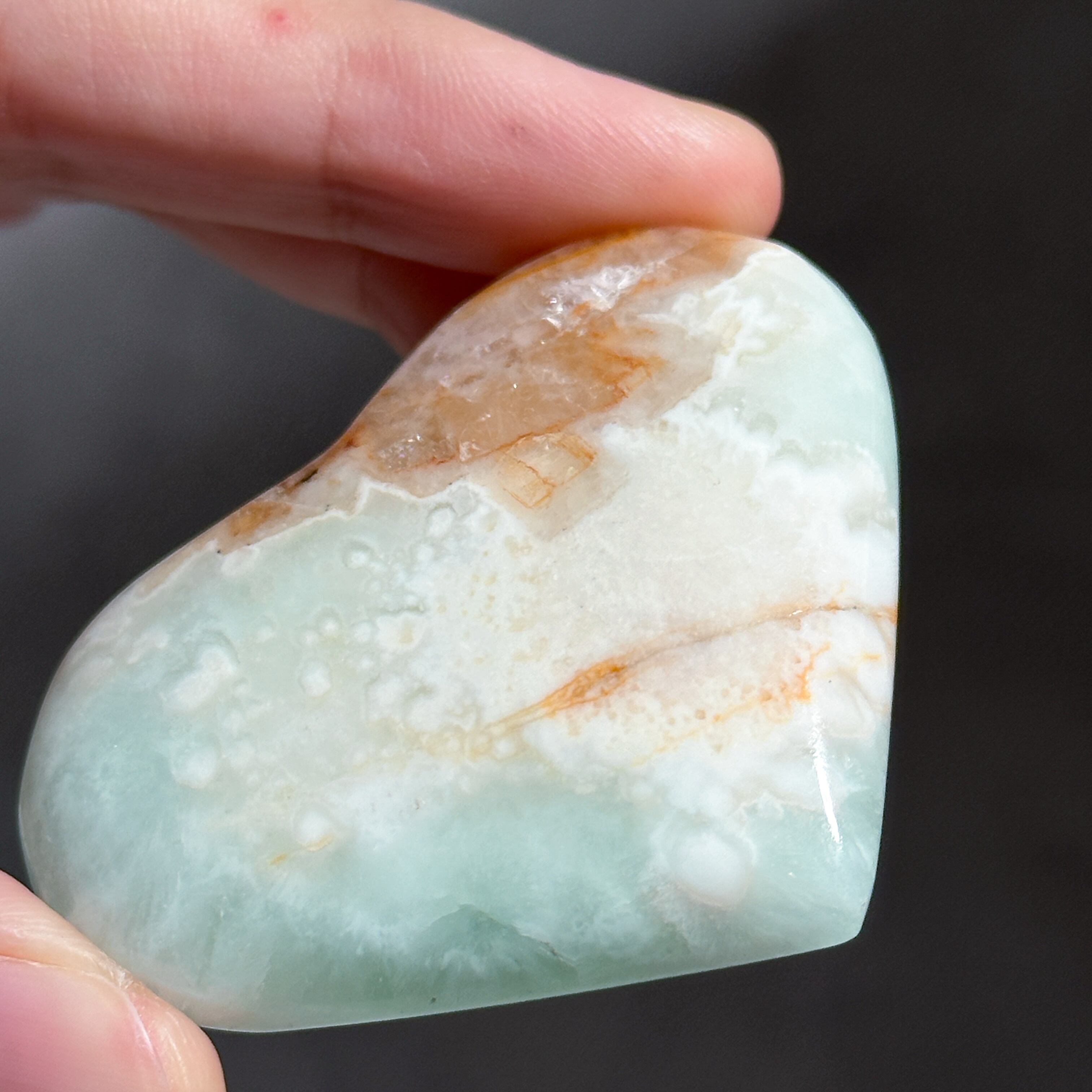 カリビアンブルーカルサイト ハート 32◇Caribbian Blue Calcite