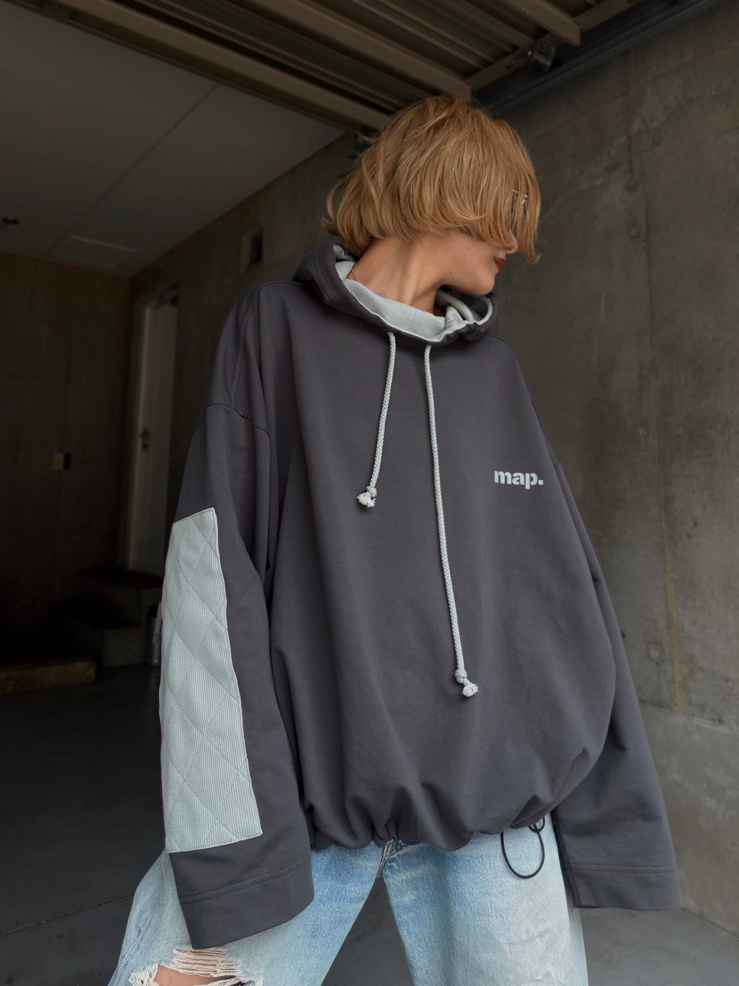 T-shirt | OVERLAP CLOTHING