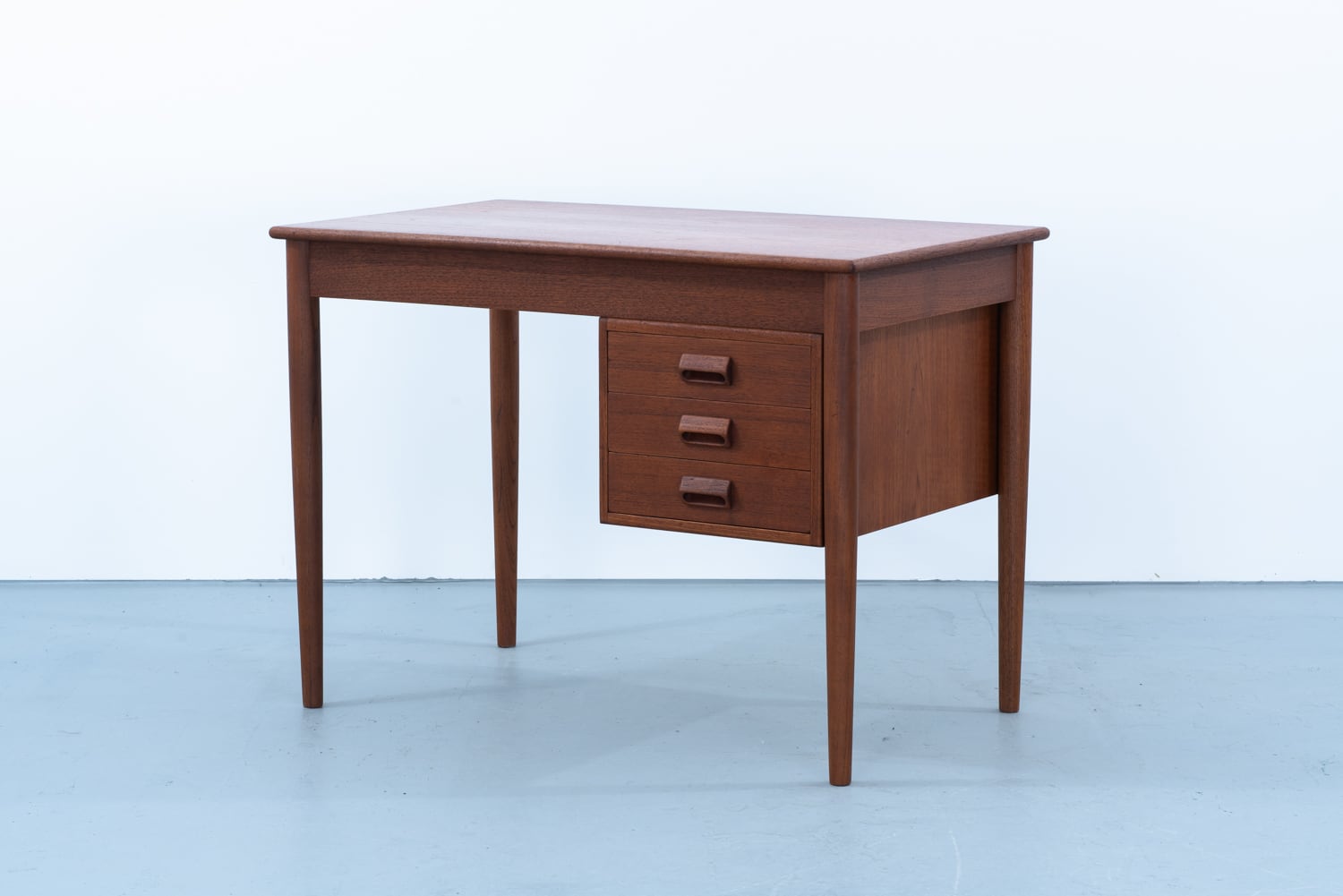 Borge Mogensen | model.131 desk | kaikki gallery | 北欧