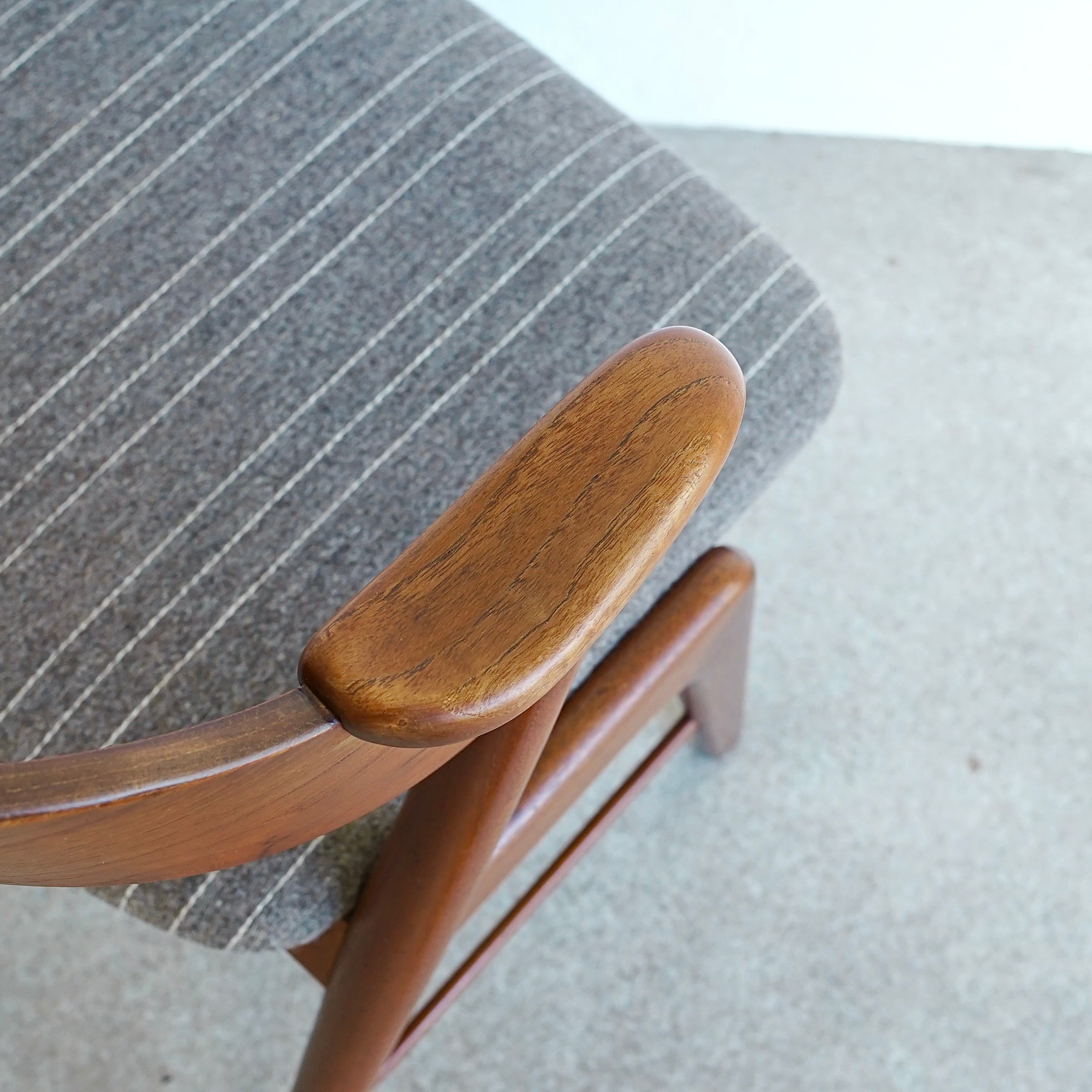 ダイニングチェア 北欧 ビンテージ Kai Kristiansenネイルチェア No.32