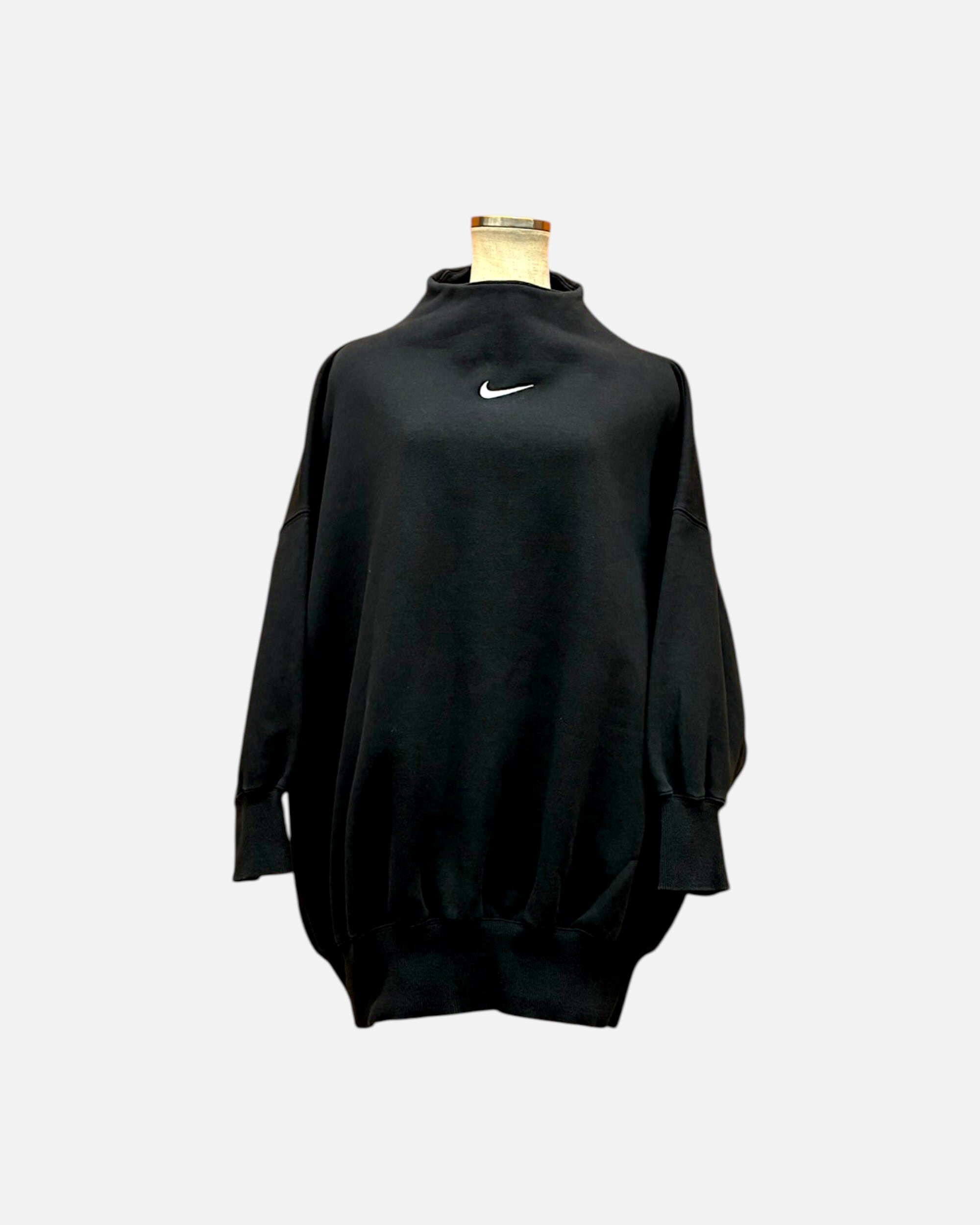 NIKE oversized dolman-sleeve sweatshirt