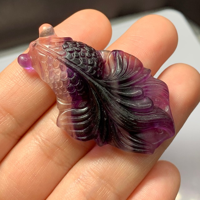 オッドアイ金魚フローライトペンダントトップ