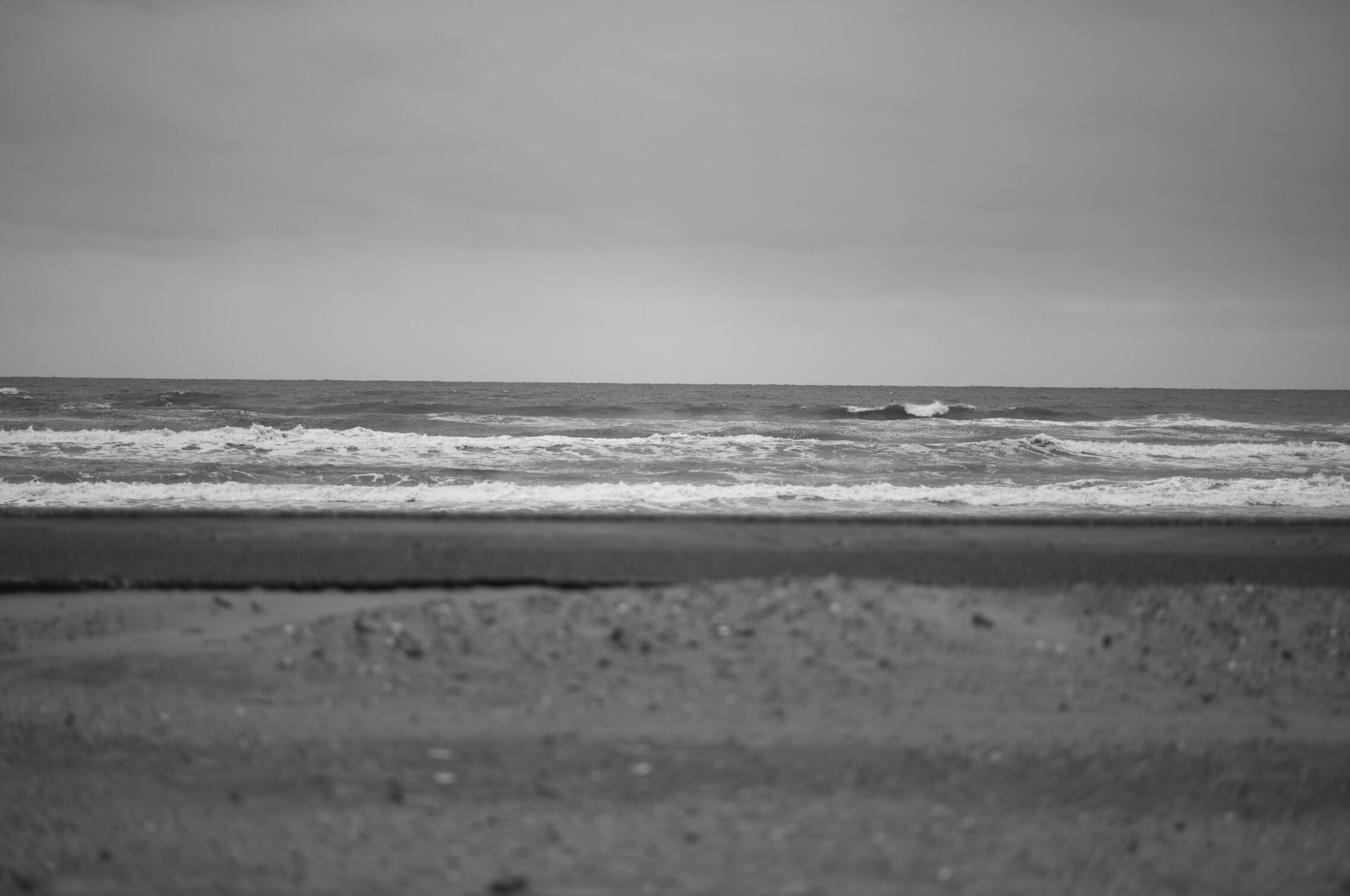 Silent sea #1 (black wooden frame 61cm×91cm付き)