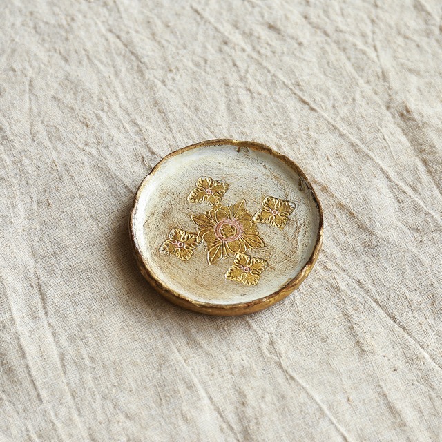 イタリアから届いた、シャビーな木製コースター A