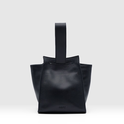 TORI ONE HANDLE BAG〈トリ ワンハンドル バッグ〉