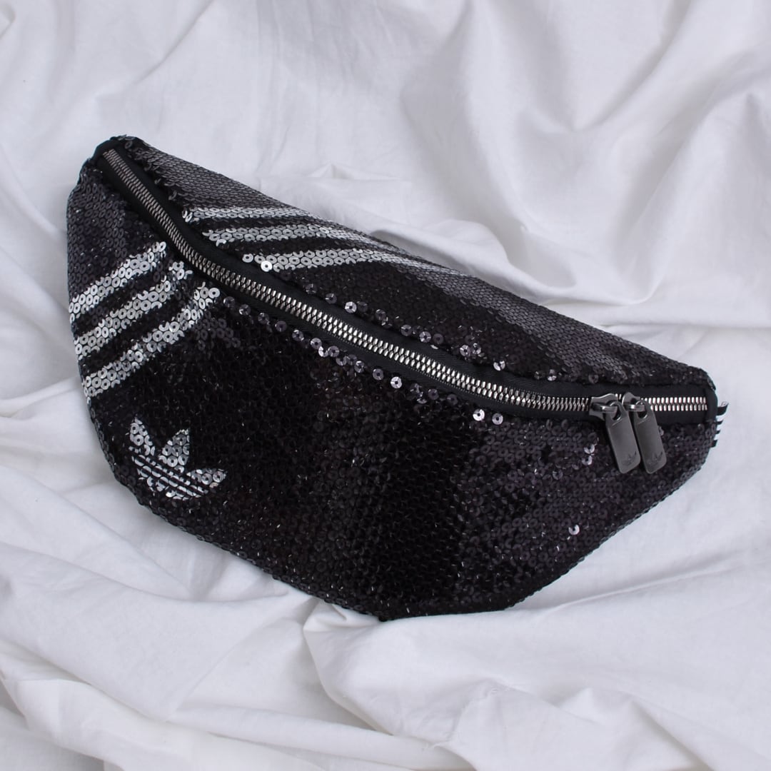 adidas】スパンコールウエストポーチ | VOLCAN&APHRODITE