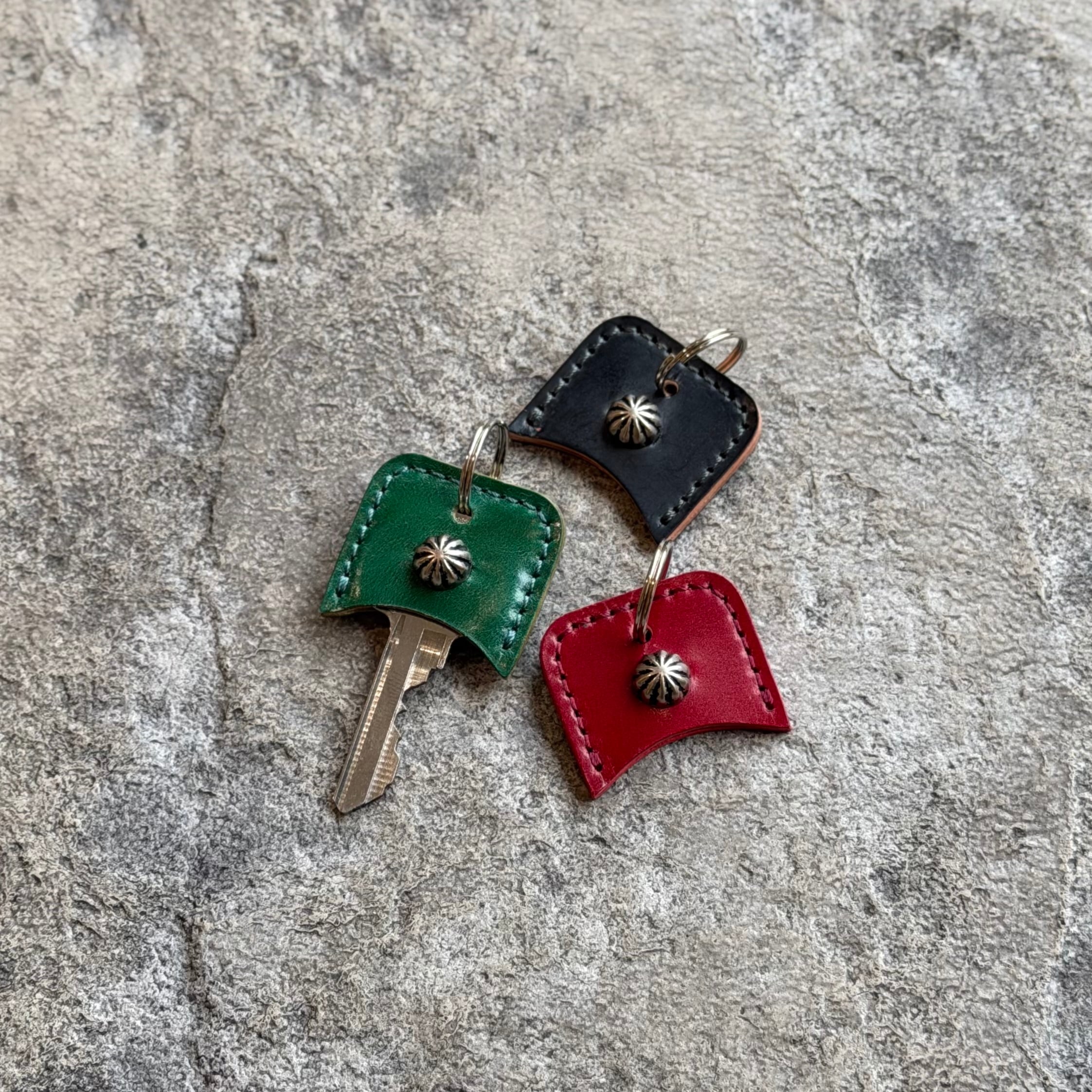 限定商品】キーカバー スタッズ コードバン | ケイシイズ 【公式