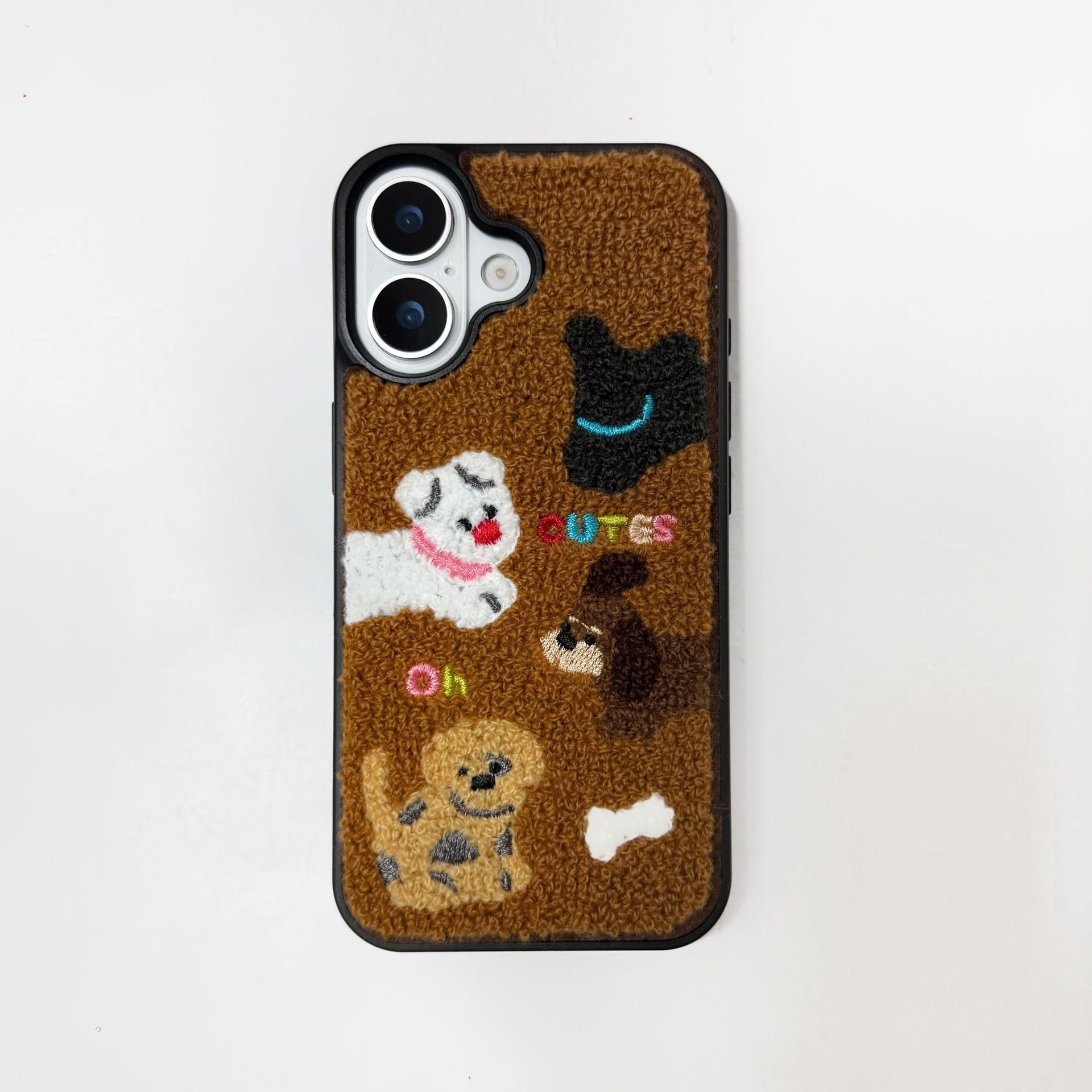 ふわふわタオルみたい◎犬派？猫派？かわいい韓国ケース iPhone16