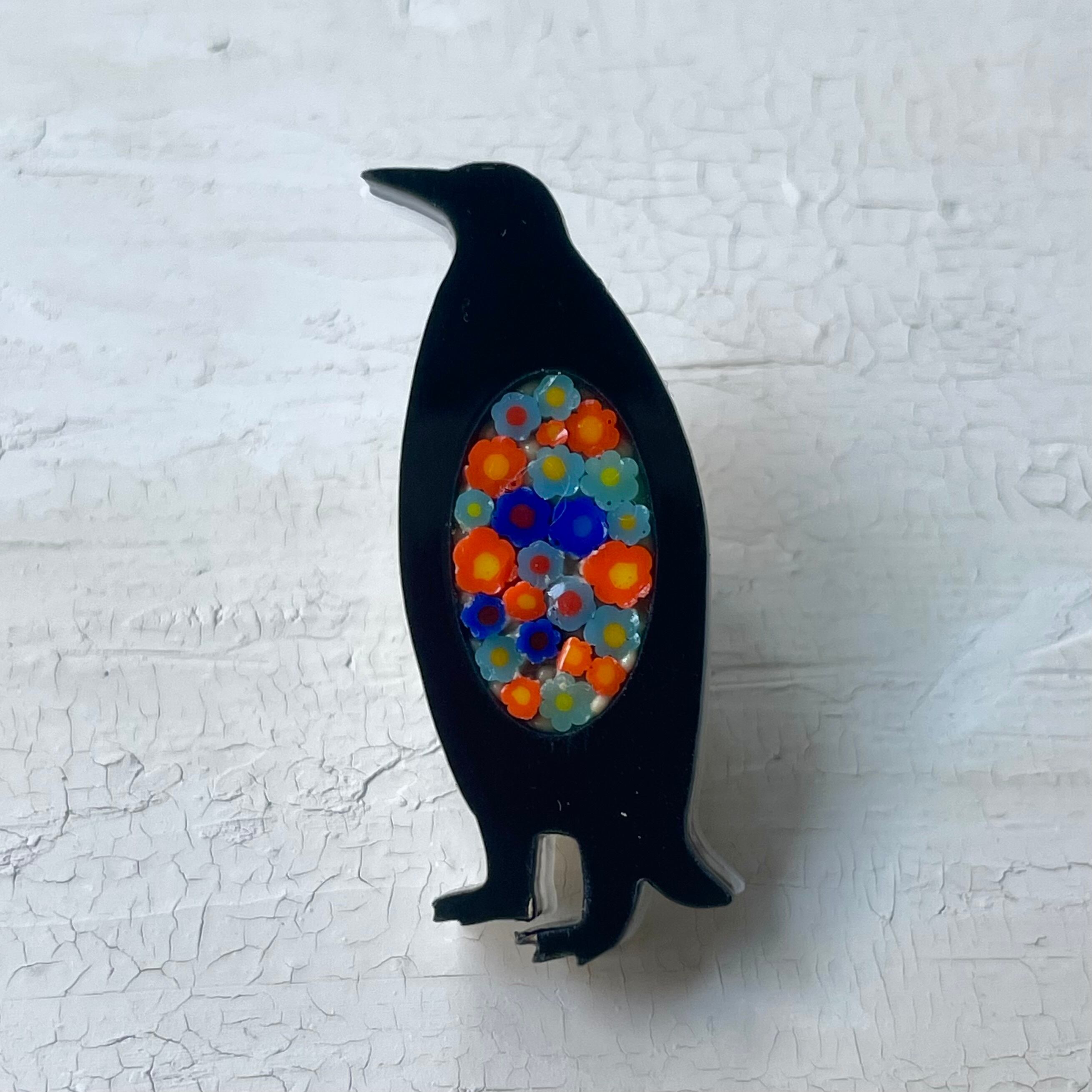 実物写真❤️ミオハルタカ好き❤️ ペンギンピアス ペンギンピアス ミオハルタカ お好きな方に 実物写真❤️ミオハルタカ