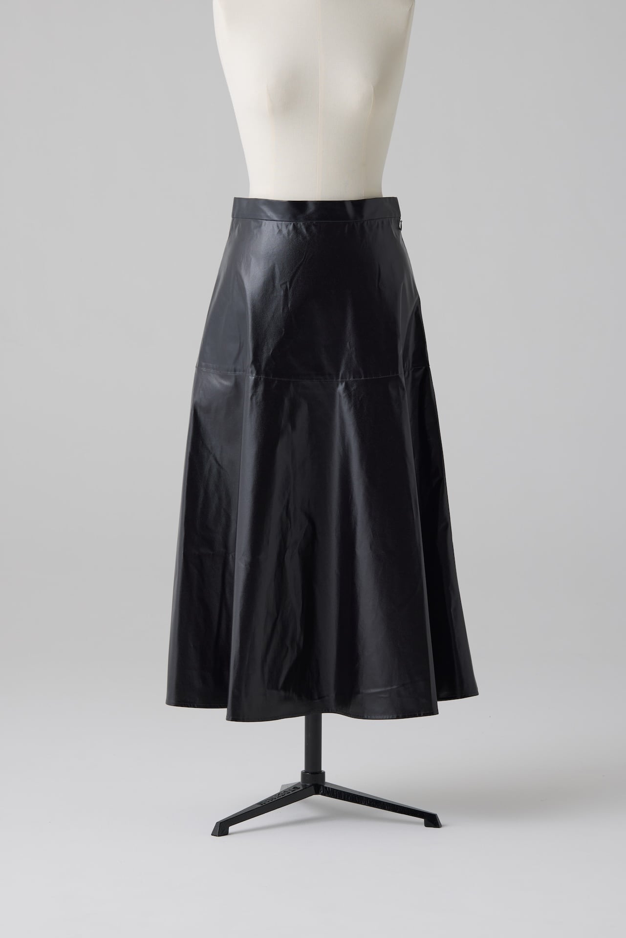 PATENT FLARED SKIRT 25FW42
