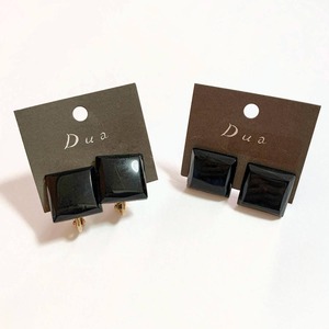 ドイツヴィンテージスクエアカボションの〈ピアス/イヤリング〉