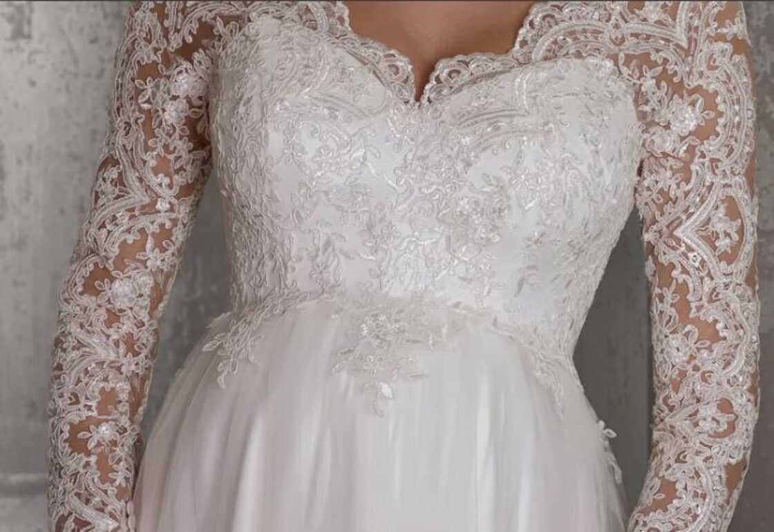 結婚式 レース 妊婦 パーティードレス オフホワイト エレガン 花嫁  