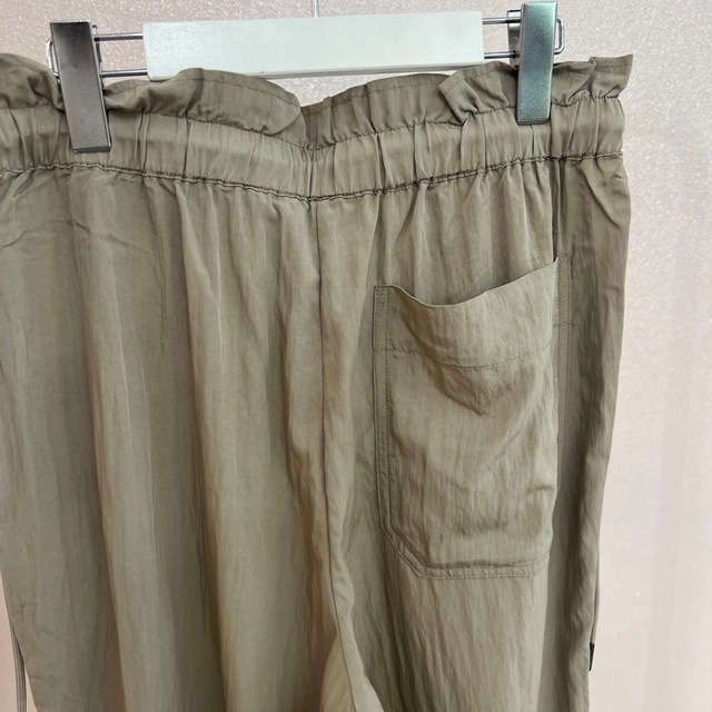 サイドドロストワイドパンツ