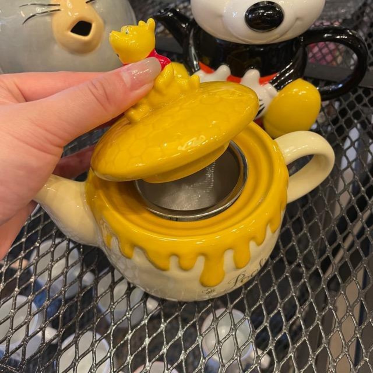 ディズニー ティーポット くまのプーさん はちの巣ケーキ / くまのプーさん　Disney　キャラクター　磁器　ポット