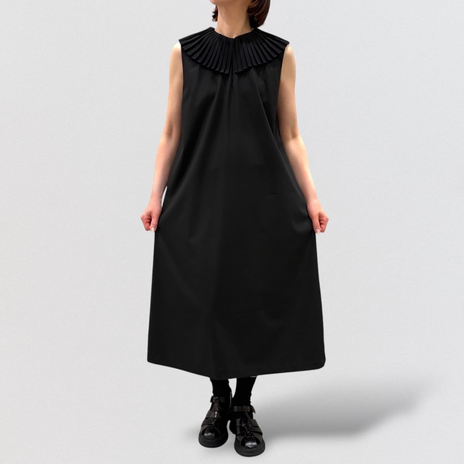 mizuiro ind pleats collar sleeveless one piece | CoCo Cuore
