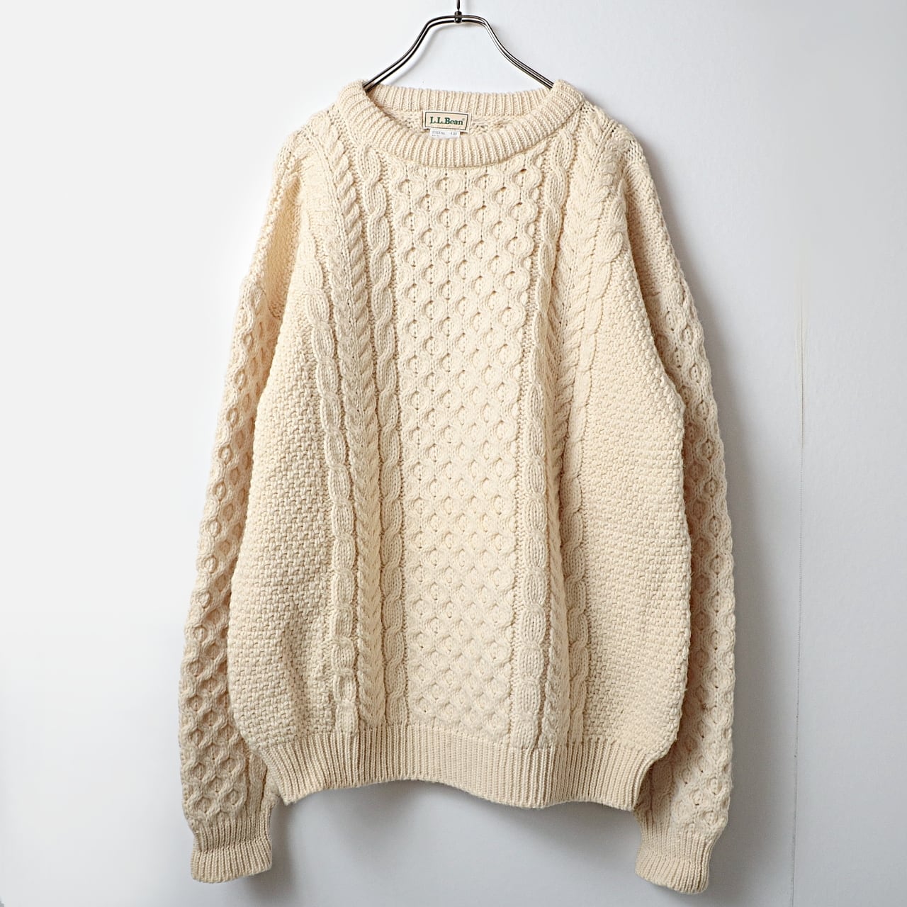 khaki design 3D knit   ニット