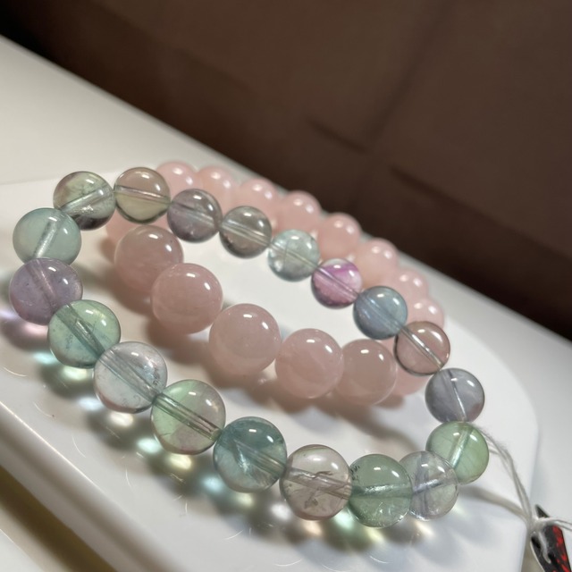 売約済み・希少カラー✩大人可愛いフローライトブレスレットーRICEー