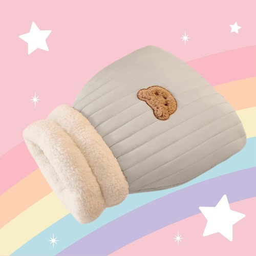 湯たんぽ形の寝袋　3色あり